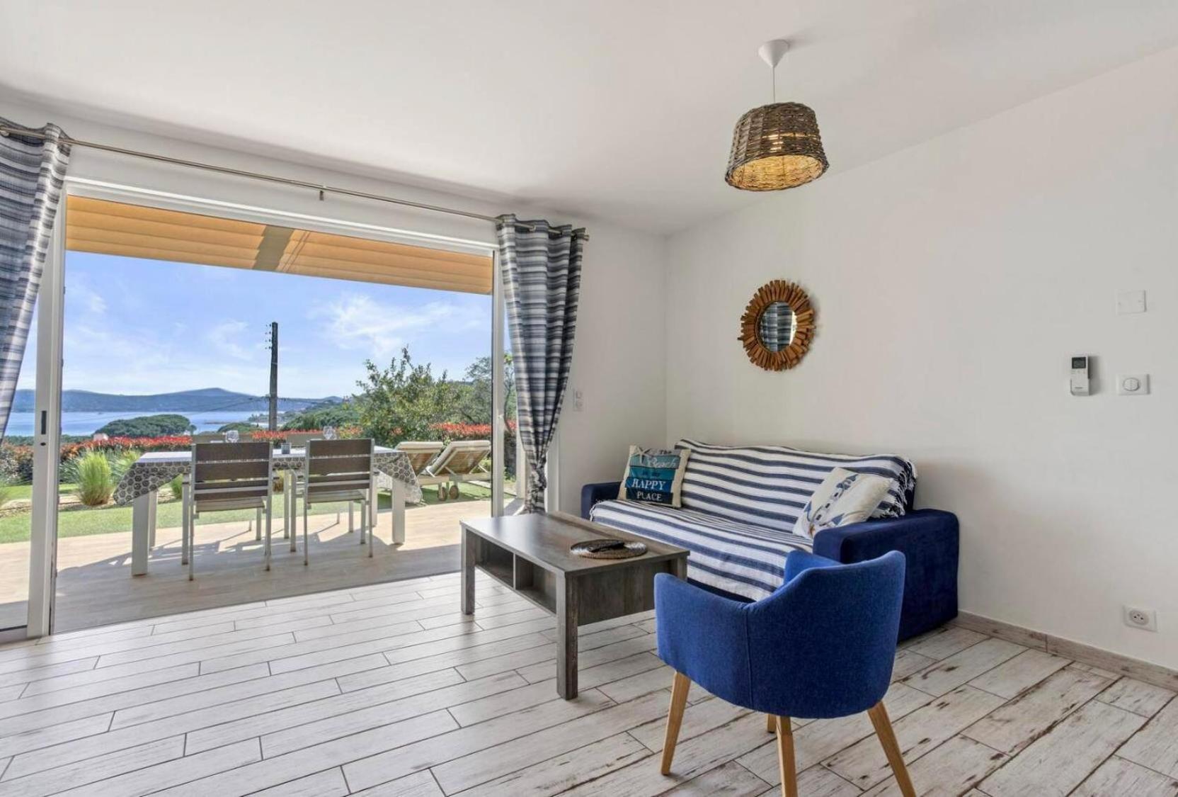 La Bastide Du Soleil Apartamento Sainte-Maxime Quarto foto