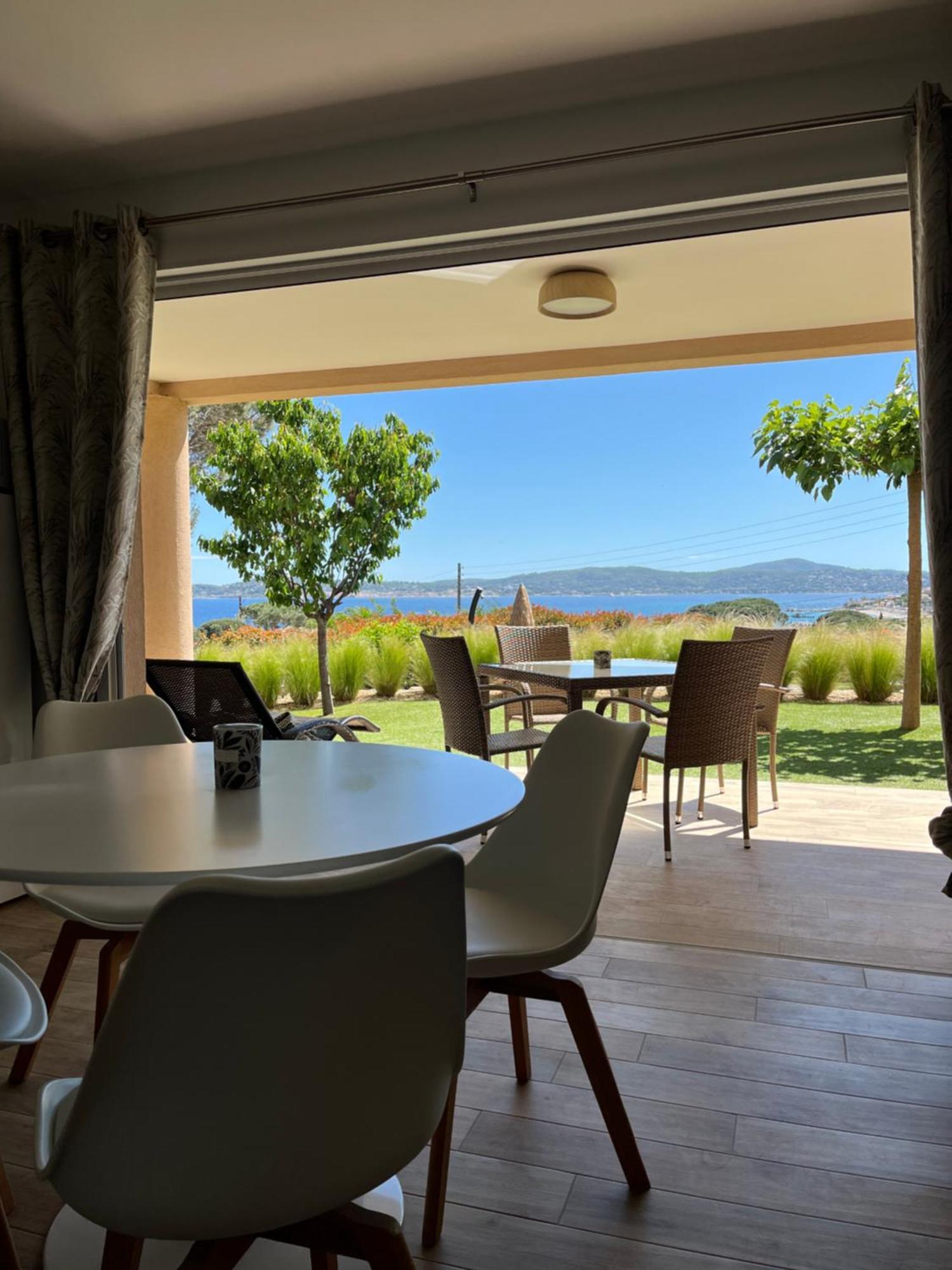 La Bastide Du Soleil Apartamento Sainte-Maxime Quarto foto
