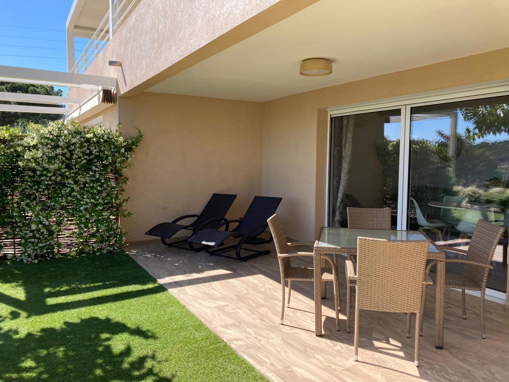 La Bastide Du Soleil Apartamento Sainte-Maxime Quarto foto